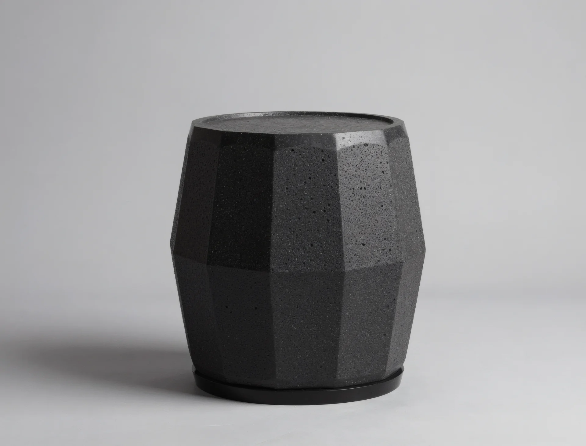 TUFF SIDE TABLE — Studio