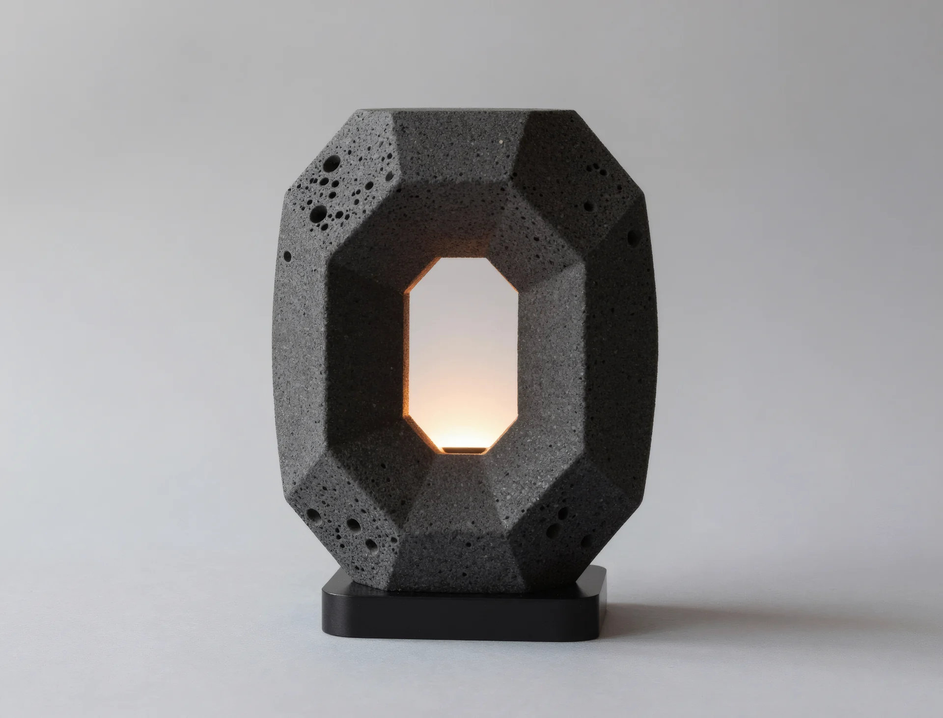 CINDER TABLE LIGHT — Studio