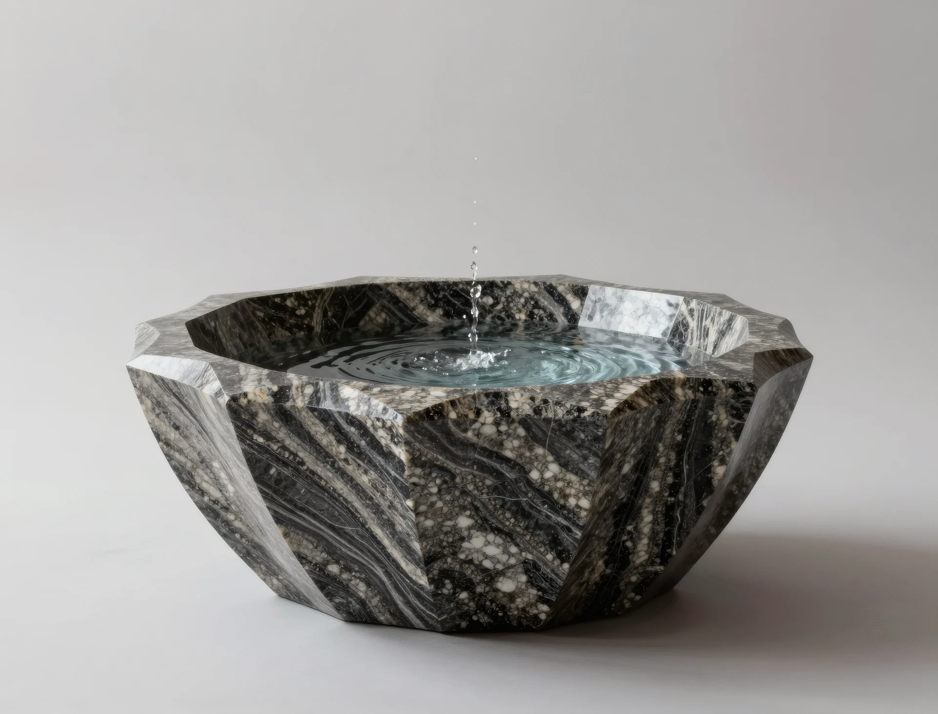 TORRENT FOUNTAIN — Studio